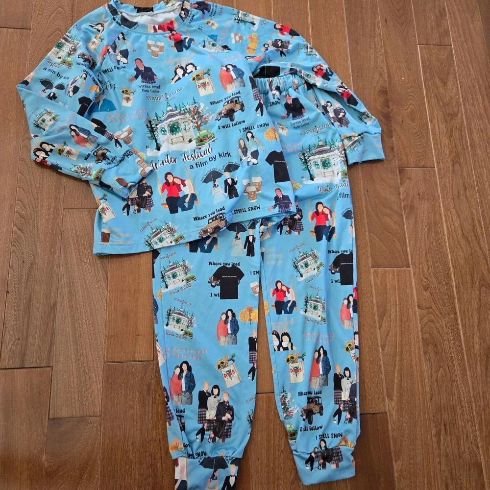 Gilmore Girls Stars Hollow Winter Festival Pajama Set Kids Size 10 Top Pants